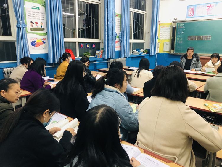 赛教展风采 研讨促成长&mdash;&mdash;小学部语文教研组开展赛教研讨会