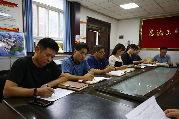 vvvv_MG_7440 (1).jpg