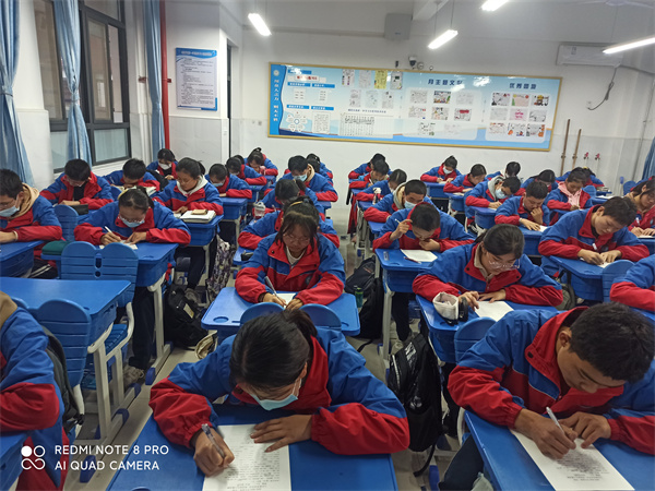 单词竞赛显风采 以赛促学共成长&mdash;&mdash;咸阳市高新一中初中部举办九年级英语单词短语拼写大赛