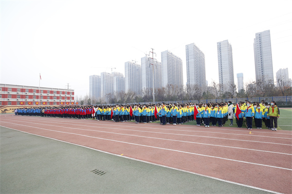 咸阳市高新一中开展宪法宣传日主题活动