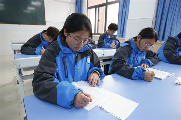 VVV_MG_3504 (16).jpg