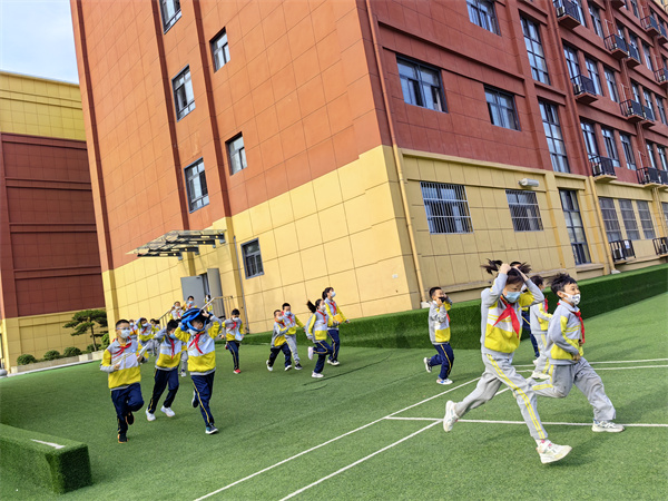 安不忘危 防患未然&mdash;&mdash;咸阳市高新一中开展防灾减灾紧急疏散演练