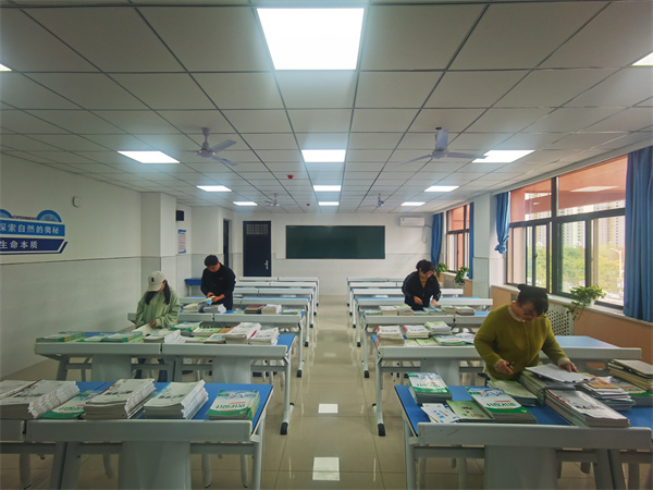 做好作业常规检查 助推教学质量提升&mdash;&mdash;咸阳市高新一中初中部开展作业检查活动