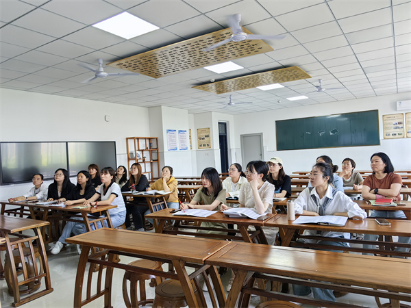考而析得失 思而明未来&mdash;&mdash;咸阳市高新一中初中部召开七年级期中检测分析会
