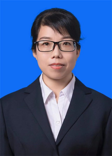 咸阳市高新一中名师风采展播&mdash;&mdash;初中部黄梦君老师